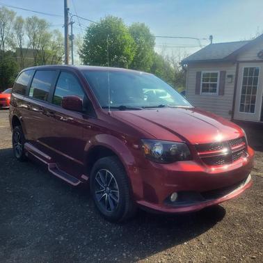 Octane Red Pearlcoat 2019 Dodge Grand Caravan GT