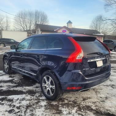 2015 Volvo XC60 T6 Platinum