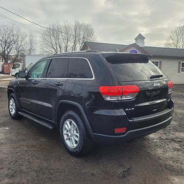 2019 Jeep Grand Cherokee Laredo