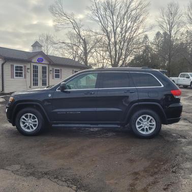 2019 Jeep Grand Cherokee Laredo