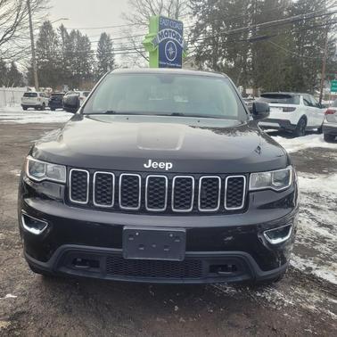 2019 Jeep Grand Cherokee Laredo