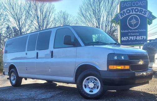 2019 Chevrolet Express 3500 LS