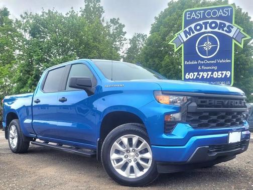 Glacier Blue Metallic 2024 Chevrolet Silverado 1500 Custom