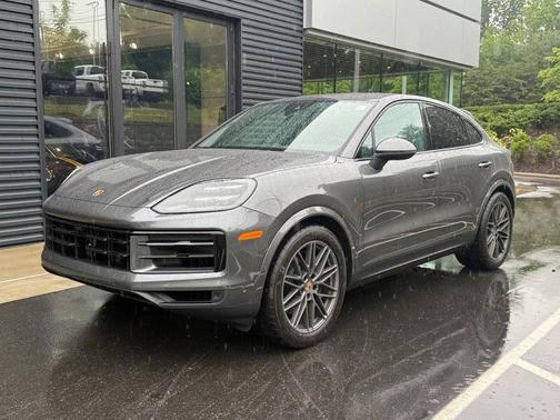 Quartzite Grey Metallic 2024 Porsche Cayenne