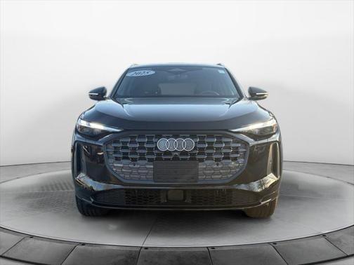 2025 Audi Q5 Premium TFSI quattro S tronic