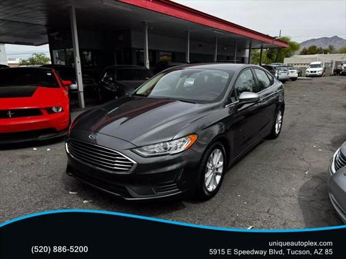 2020 Ford Fusion SE