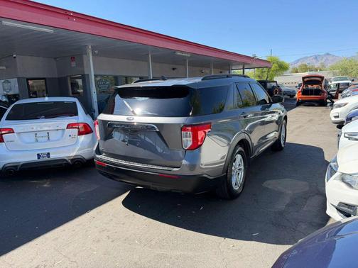 Carbonized Gray Metallic 2021 Ford Explorer XLT