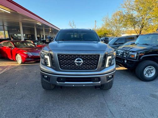 2018 Nissan Titan XD SV