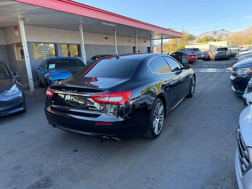 2017 Maserati Quattroporte S