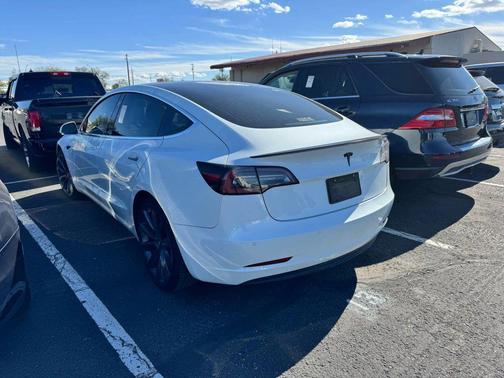 2019 Tesla Model 3 Long Range
