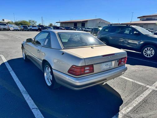 2000 Mercedes-Benz SL-Class SL 500 Roadster 2D