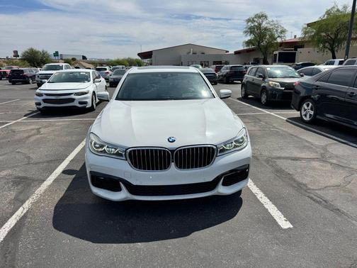 2016 BMW 750 I