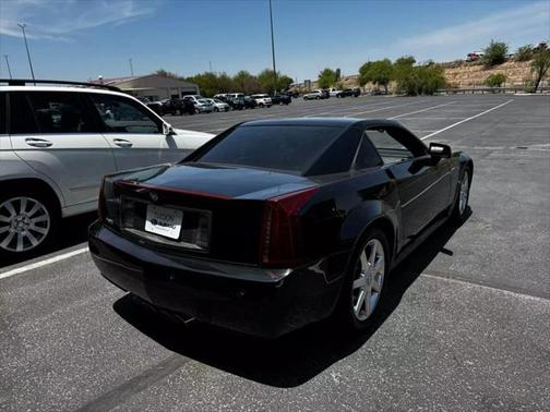 2004 Cadillac XLR Base