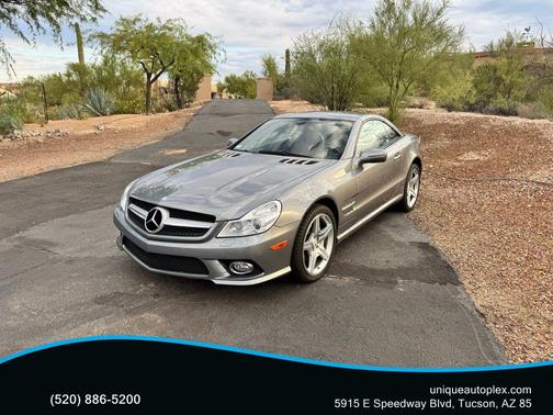 2009 Mercedes-Benz SL-Class SL 550 Roadster 2D