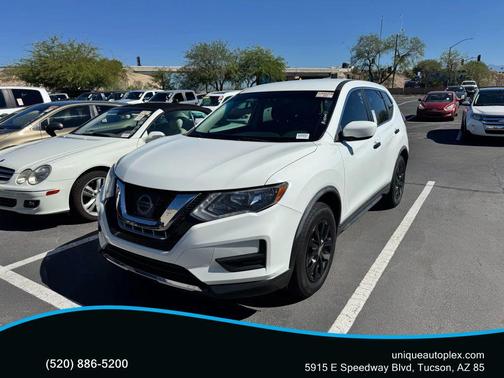 Glacier White 2017 Nissan Rogue S