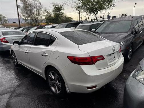 2013 Acura ILX 2.0L Technology