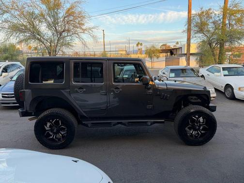 2017 Jeep Wrangler Unlimited Sahara