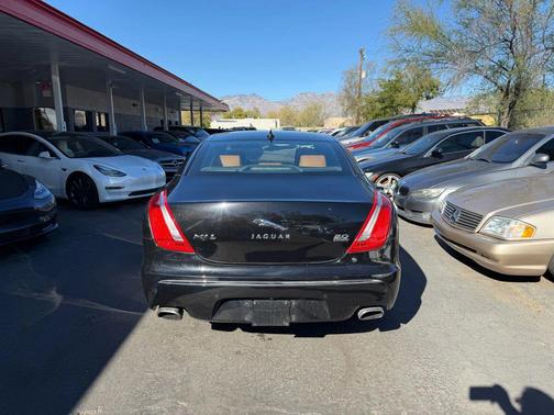 2013 Jaguar XJ L Portfolio