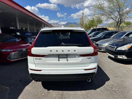 2018 Volvo XC60 T6 Momentum