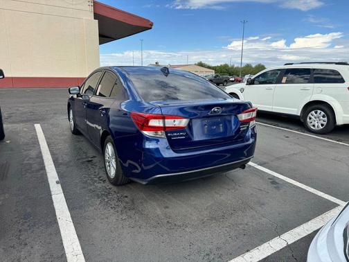 2017 Subaru Impreza 2.0i Premium