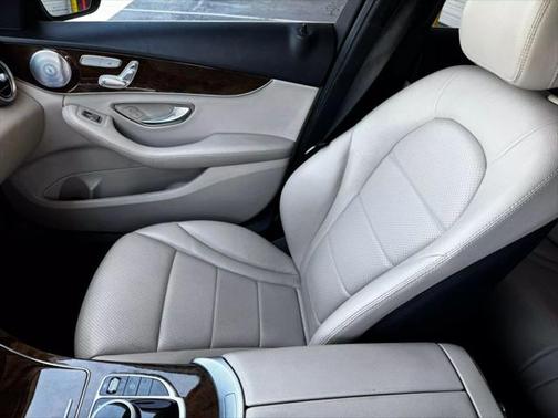 2018 Mercedes-Benz C-Class C 300 Sedan 4D