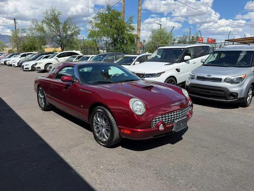 2004 Ford Thunderbird Base