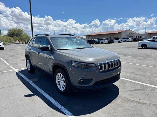 2022 Jeep Cherokee Latitude Lux