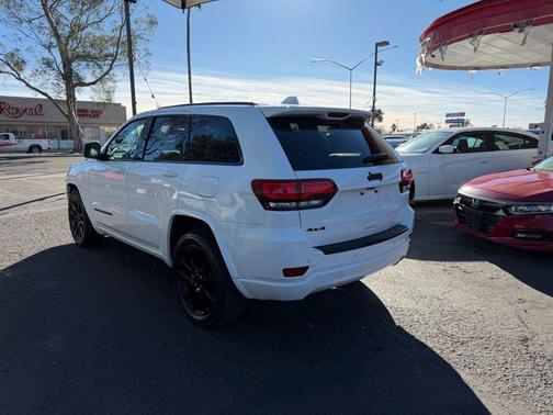 2018 Jeep Grand Cherokee Altitude