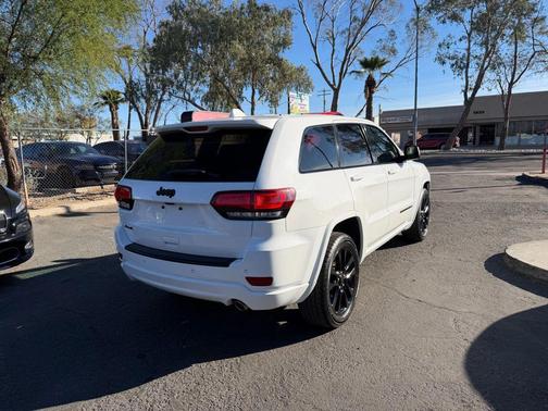 2018 Jeep Grand Cherokee Altitude