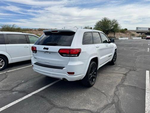 2018 Jeep Grand Cherokee Altitude