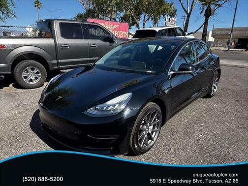 2018 Tesla Model 3 Mid Range