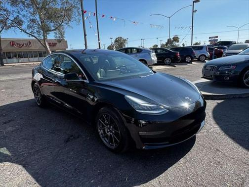 2018 Tesla Model 3 Mid Range