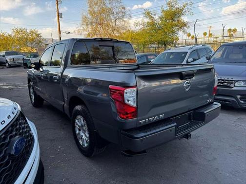 2019 Nissan Titan SV