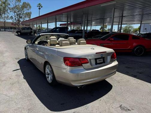 2012 BMW 328 328i Convertible 2D