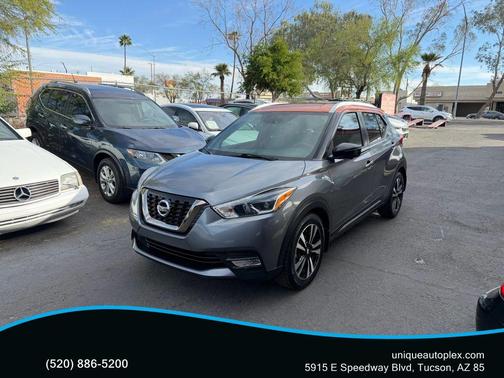 2019 Nissan Kicks SR