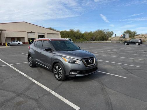 2019 Nissan Kicks SR