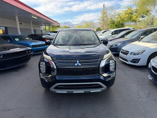 Cosmic Blue Metallic 2022 Mitsubishi Outlander SP