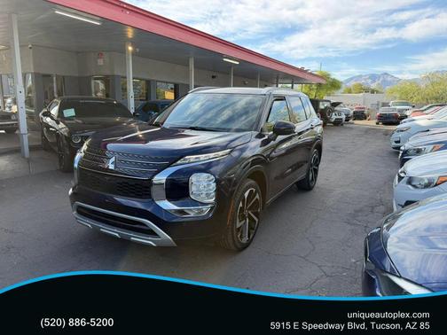 Cosmic Blue Metallic 2022 Mitsubishi Outlander SP