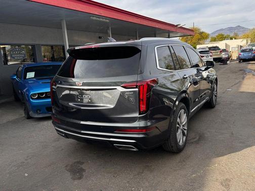 2021 Cadillac XT6 Premium Luxury FWD