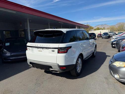 2020 Land Rover Range Rover Sport SE