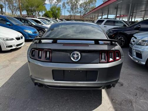 2014 Ford Mustang V6