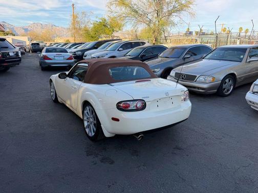 2006 Mazda MX-5 Miata Grand Touring