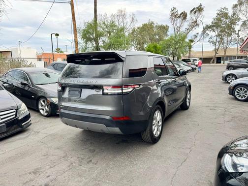 2019 Land Rover Discovery SE