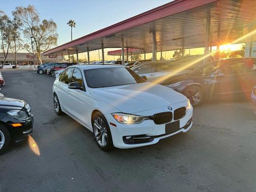 2015 BMW 328 328i Sedan 4D