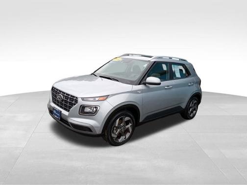 2022 Hyundai VENUE SEL
