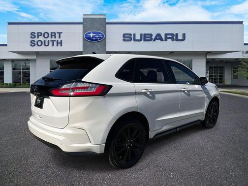 2022 Ford Edge ST Line