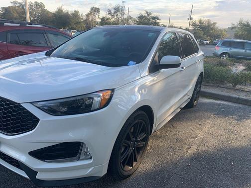 2022 Ford Edge ST Line
