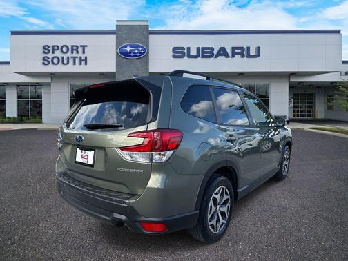 2021 Subaru Forester Premium