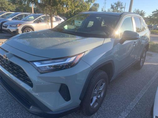 2023 Toyota RAV4 XLE