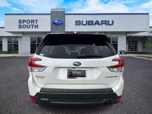 Crystal White Pearl 2020 Subaru Forester Premium